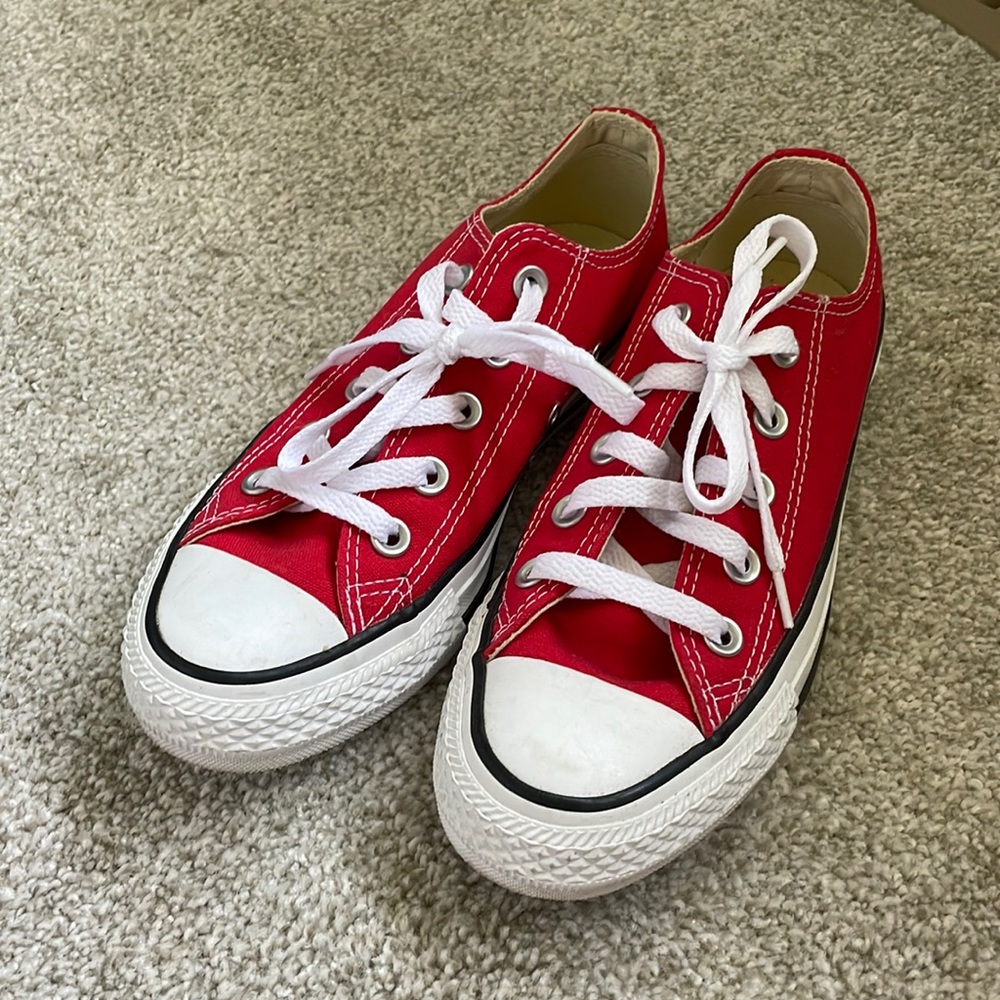 Converse Chuck Taylor All Star Classic Low Tops